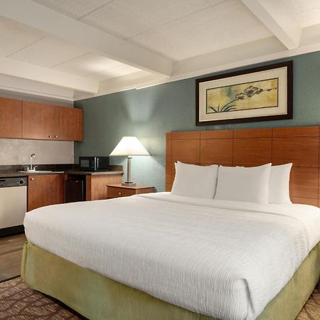 Americinn By Wyndham Grand Rapids Airport North Каскейд Экстерьер фото