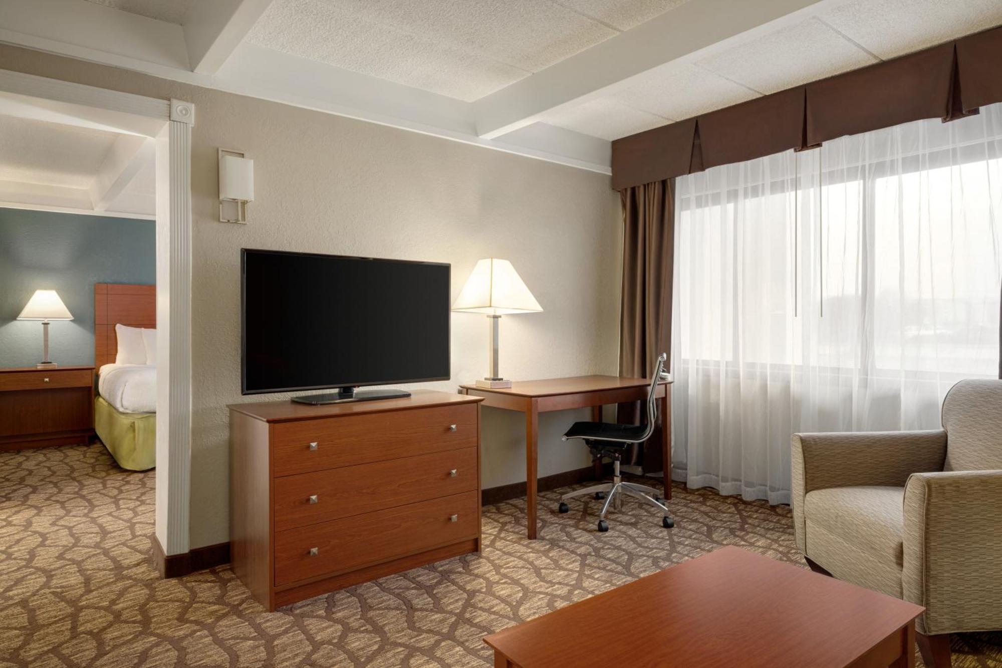 Americinn By Wyndham Grand Rapids Airport North Каскейд Экстерьер фото